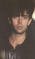 Ian_McCulloch.jpg (4368 bytes)